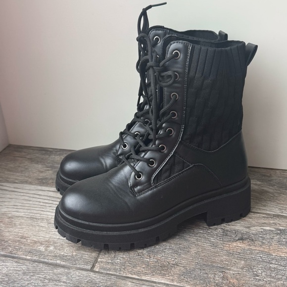 Combat Black Lace-Up Ankle Boots size 8 - Picture 2 of 9